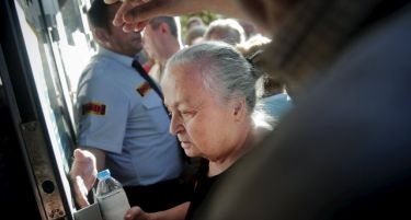 Грција пред нов почеток – банките отворија, ДДВ-то се зголемува!