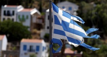 Цените на недвижностите во Грција може да паднат за 18% до 2017 година