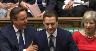 Британија не сака да учествува во спасувачката програма за Грција