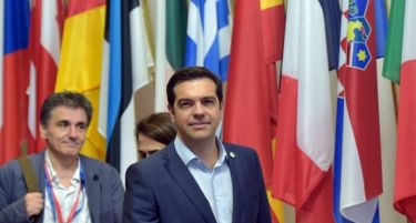 Грција ќе добие 86 милијарди евра, но во замена на тешки реформи