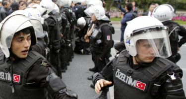 Засилени мерки за безбедност во Турција