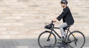 СКОПЈАНИ РЕШЕНИ ДА СПОРТУВААТ И ПОМАЛКУ ДА ЗАГАДУВААТ: Голем интерес за велосипедски субвенции