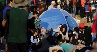 Хрватска: Мора да им помогнеме на Македонија и на бегалците