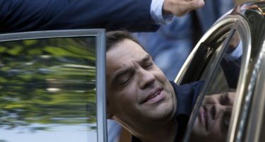 Грција ги доби првите средства од новиот кредит и оди на избори