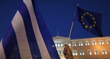 Зошто Грците се иселуваат во странство?