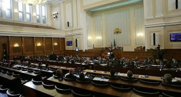 Политичките сили во Грција почнуваат да се израмнуваат