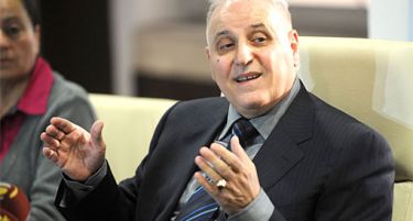 ГО СЛЕДАТ ПРИМЕРОТ НА ЈОСИФОВСКИ: Членови на врвното раководство на „Макпетрол“ купуваат акции во фирмата