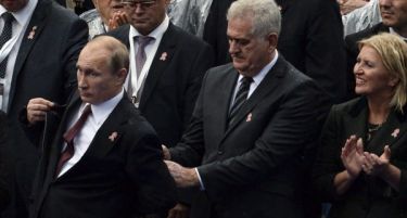 Николиќ: Кој знае што им се случува на бегалците во Бугарија!