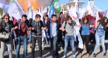 (ВИДЕО 18+) Моментот на експлозија во Анкара кој беше фатален