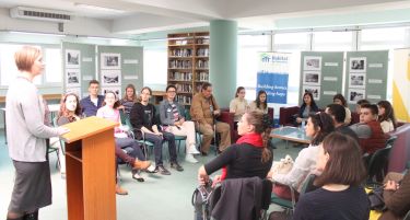 Хабитат Македонија и учениците од НОВА во акција за подобрување на јавните простори во Македонија