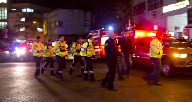 (ВИДЕО-ФОТО 18+) ЕКСПЛОЗИЈА ВО КЛУБ ВО БУКУРЕШТ: Настрадаа 26 млади лица, повредени над 180!