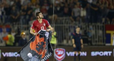 (ВИДЕО) Незивесен натпреварот: Српските репрезентативци пречекани со камења во Тирана