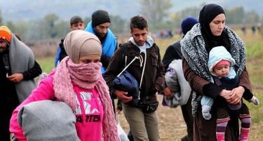 ЕК: Македонија и Србија сами да одлучуваат кого да пуштат од мигрантите