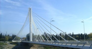 ПОТЕШКО ДО СЕЗОНСКА РАБОТА ВО Црна Гора за странци