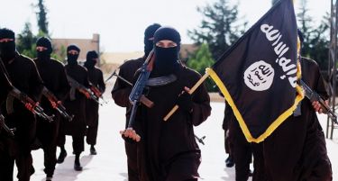РУСИТЕ ОДАТ ДО КРАЈ: Ќе продолжат да ги бомбардираат ИСИС дури и ако има примирје