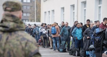 Над 1 милион бегалци влегле во ЕУ во 2015 година