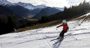 Топлата зима ги разочара европските скијачи и скијачки центри