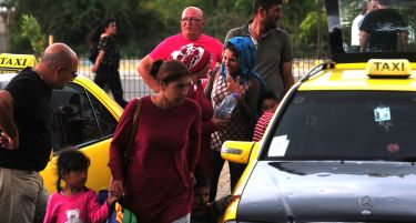 Бизнисот со мигрантите ја парализира Гевгелија