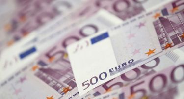 Зошто ЕЦБ влегува во војна против кешот?