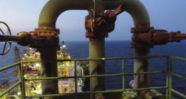 Арапите испаднаа од играта, Кина се сврте кон Русите