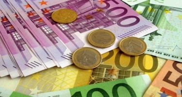 Еврото претрпе загуби по нападите во Брисел-а како реагираше нафтата?