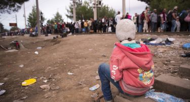 Двајца мажи се самозапалија во Идомени, бараат отварање на балканската рута