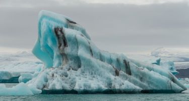 Се заканува жега, Арктичкиот морски мраз исчезнува