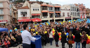 Заев од Охрид најавува мерки за жените пред пензија