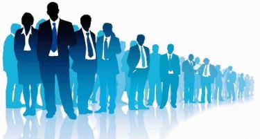 Над 120.000 службеници се ангажирани во државните институции