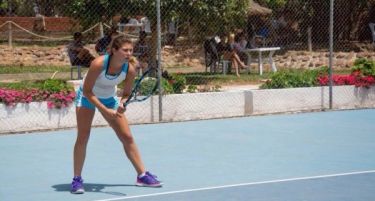 Марија Еленова надоаѓачка репрезентативка на Македонија во тенис