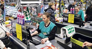 Српските трговци не сакаат да работат во недела и за празници