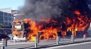 Експлодира автобус во центарот на Истанбул