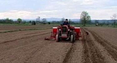 Земјоделски советници ќе ги советуваат земјоделците