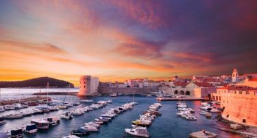 УНЕСКО бара Дубровник да го ограничи бројот на туристи