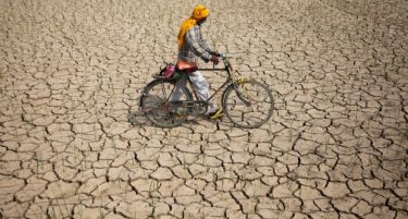 Суша и горештини во Индија, над 500 луѓе починаа