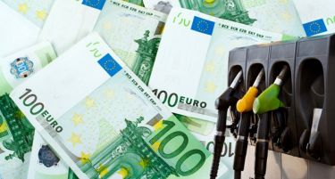 Зошто само бензинските пумпи да заработуваат на евтината нафта? Заработете и Вие!