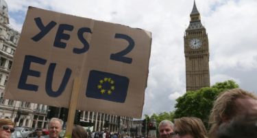 Повеќе од милион Британци сакаат втор референдум