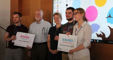 Машина што рециклира пластика, победник на климатскиот камп