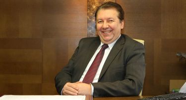 АВТОНОМИЈА КАКО КУЛА ОД КАРТИ: Нов ректор, стари студентски  маки!