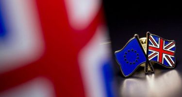 ЗАЛУДЕН РЕФЕРЕНДУМ: Британија нема да покрене процес на излез од ЕУ?