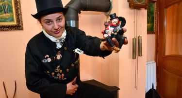 ФОТО:СУПЕР ДАЈАНА, работи во Влада, а за викенди чисти оџаци