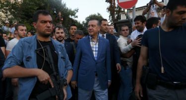 Ердоган побара од САД да му го испорачаат Гулен