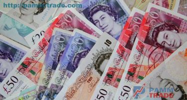 Што се случува со британската фунта?