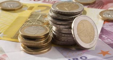 ПОСЛЕДИЦИ ОД БРЕГЗИТ: Осум земји ќе мора итно да го воведат еврото!