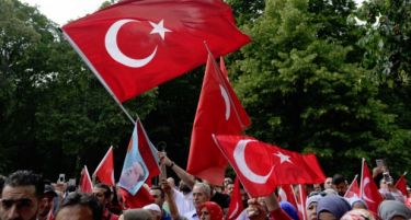 Како тензиите од Турција се пренесоа и на улиците на Германија?
