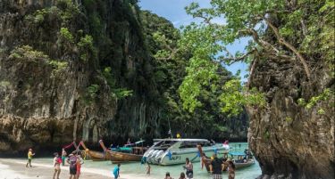 Колку туристи ќе изгуби Тајланд поради нападите?
