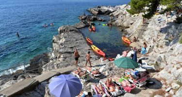 Колку ќе заработи Хрватска годинава од туризмот?