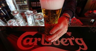 ШТО СЕ СЛУЧУВА СО ПИВСКАТА КОМПАНИЈА: Рубљата удари врз добивката на „Карлсберг“