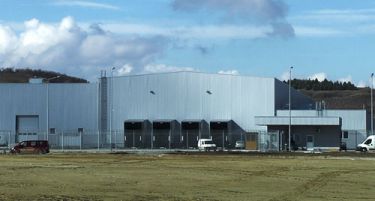 Зошто странските инвеститори се радуваат на македонските плати?