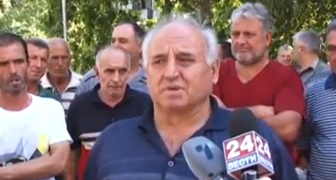 Вработените во МЗТ Леарница – Скопје протестираа поради несплатени плати